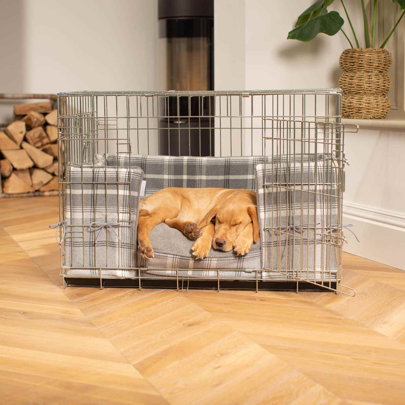 Dog Crate Bumper in Balmoral Dove Grey Tweed by Lords & Labradors
