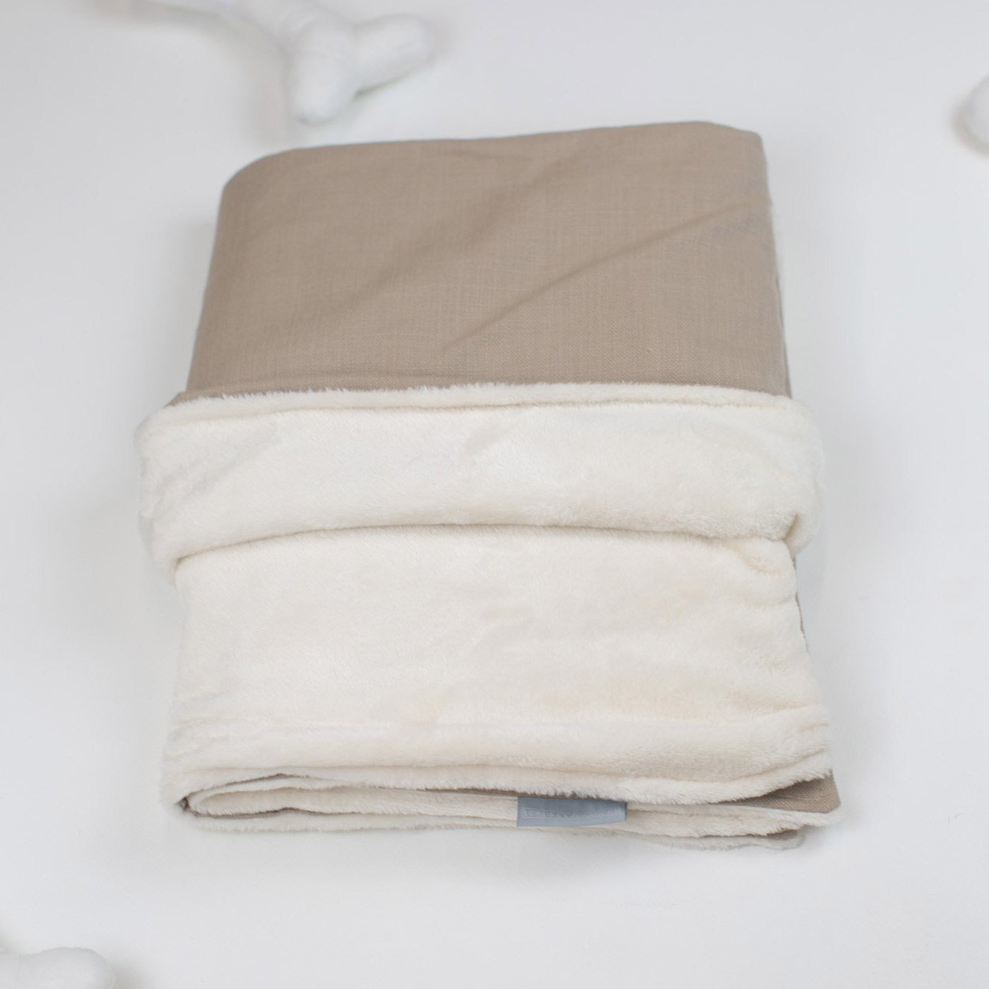 Cat & Kitten Blanket in Savanna Oatmeal by Lords & Labradors